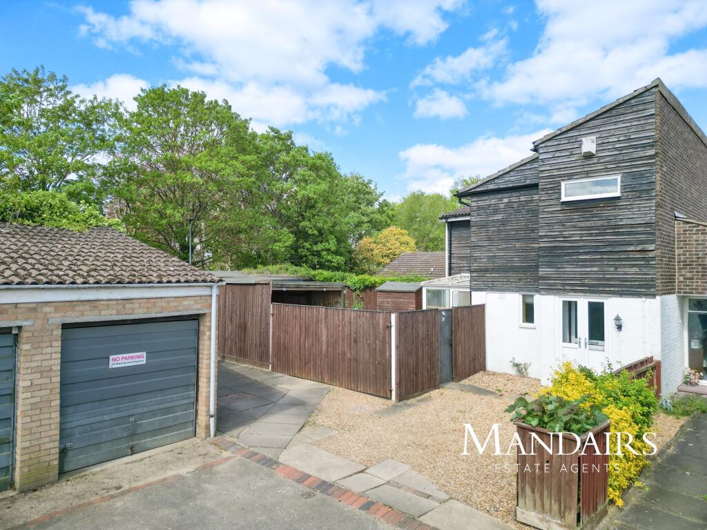 3 bed Semi Detached for rent in Peterborough. From Mandairs Estate Agents - Peterborough