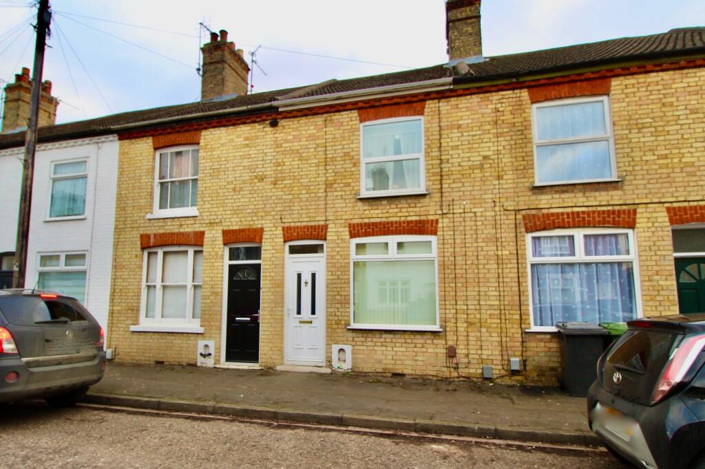 2 bed Mid Terraced House for rent in Peterborough. From Mandairs Estate Agents - Peterborough