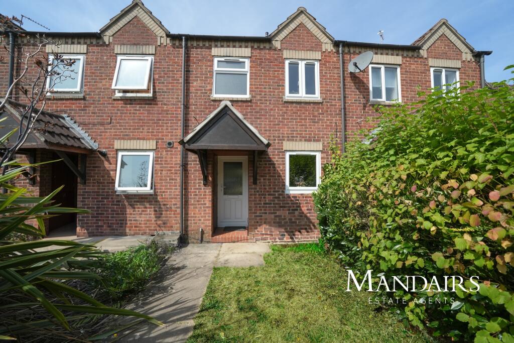 2 bed Mid Terraced House for rent in Peterborough. From Mandairs Estate Agents - Peterborough
