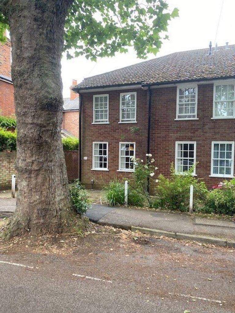 2 bed 1st Floor Flat for rent in St Ippolyts. From Halcyon House Ltd - Knebworth 2 bed 1st Floor Flat for rent in St Ippolyts. From Halcyon House Ltd - Knebworth