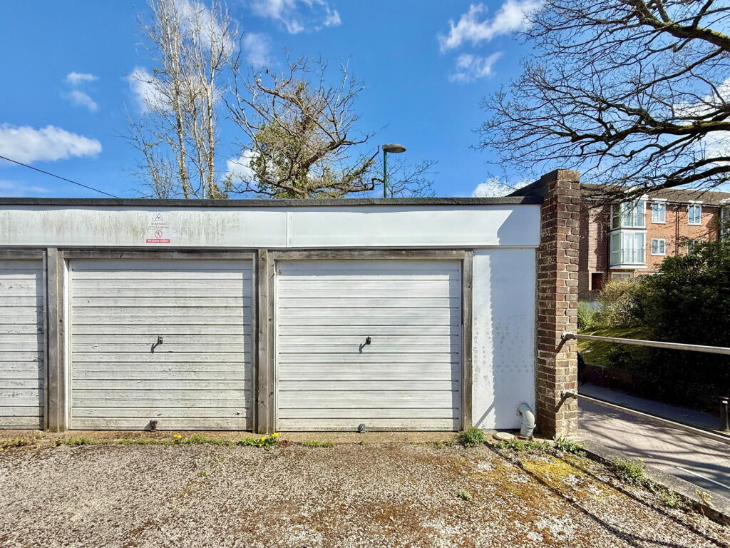 0 bed Garages for rent in Hassocks. From Marchants - Hassocks