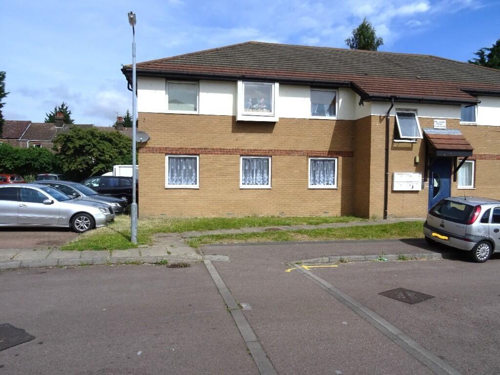 2 bed 1st Floor Flat for rent in Streatley. From Marigold Residentials - Luton
