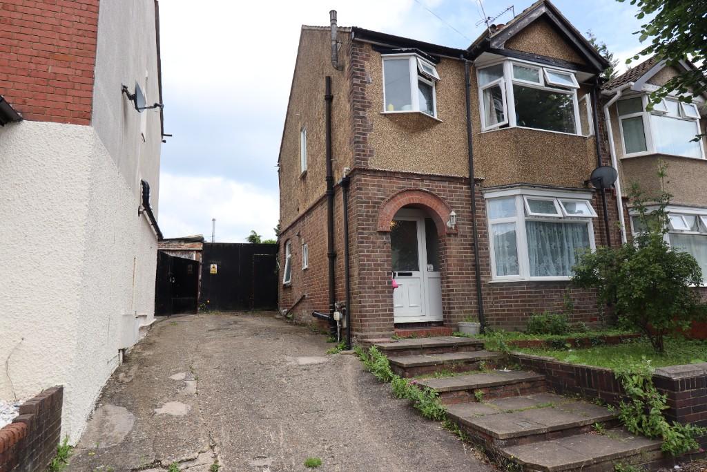 3 bed Semi Detached for rent in Chalton. From Marigold Residentials - Luton