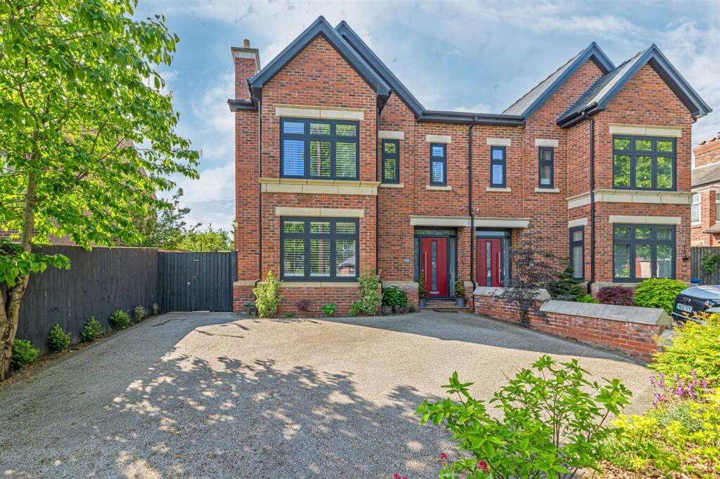 5 bed Semi Detached for rent in Higher Walton. From Mark Antony Estates - Warrington 5 bed Semi Detached for rent in Higher Walton. From Mark Antony Estates - Warrington