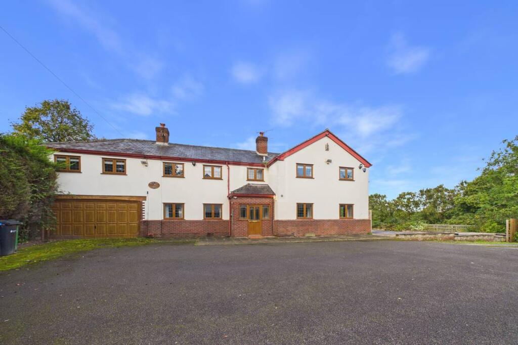 5 bed Detached for rent in Higher Walton. From Mark Antony Estates - Warrington 5 bed Detached for rent in Higher Walton. From Mark Antony Estates - Warrington