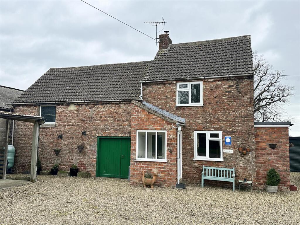 2 bed Cottage for rent in Great Habton. From Mark Stephensons - Malton