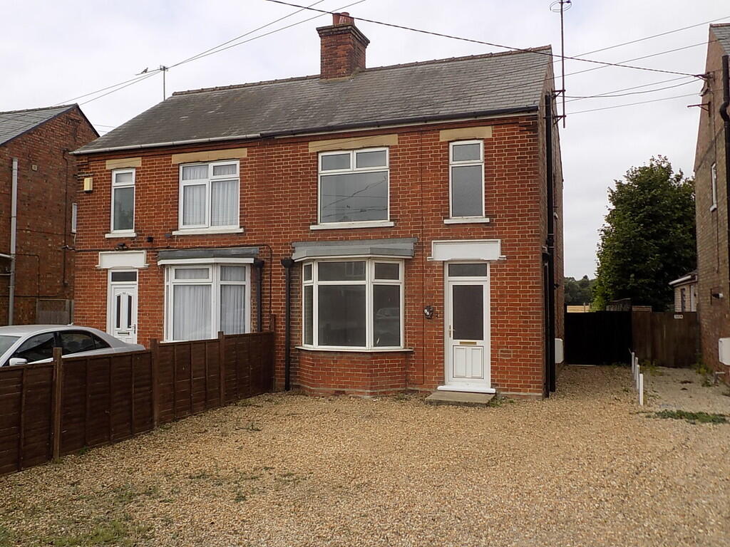 3 bed Semi Detached for rent in Leverington. From Maxey Grounds - March