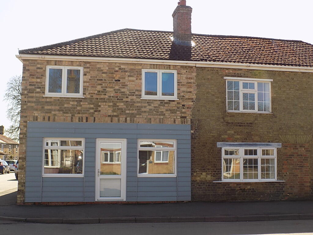 3 bed Semi Detached for rent in Manea. From Maxey Grounds - March
