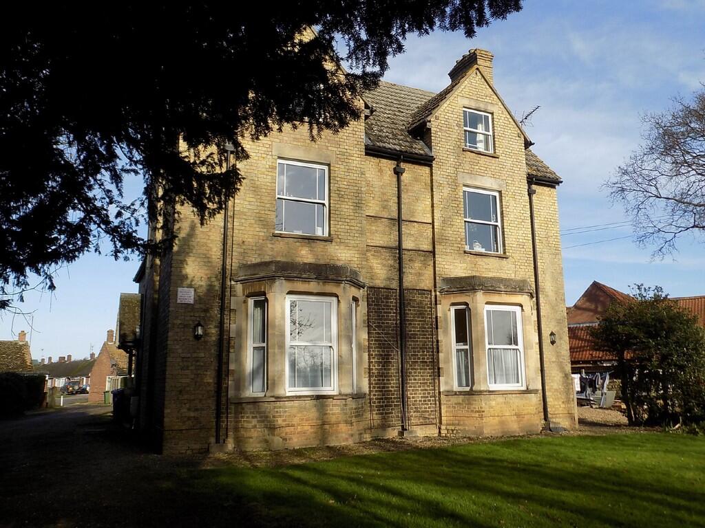 1 bed Apartment for rent in March. From Maxey Grounds - March