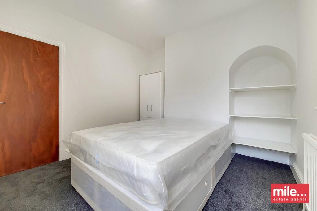 1 bed House Share for rent in Luton. From Mile - Colindale