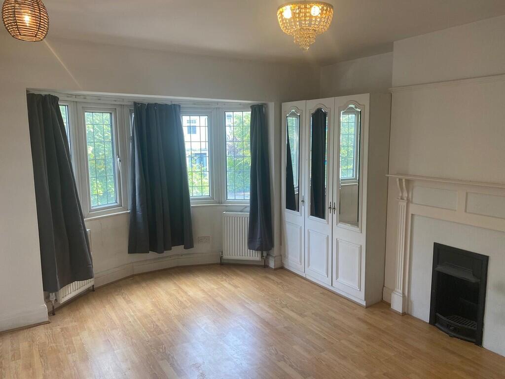 1 bed House Share for rent in Hendon. From Mile - Colindale