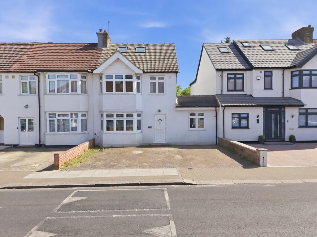 4 bed Semi Detached for rent in Hendon. From Mile - Colindale