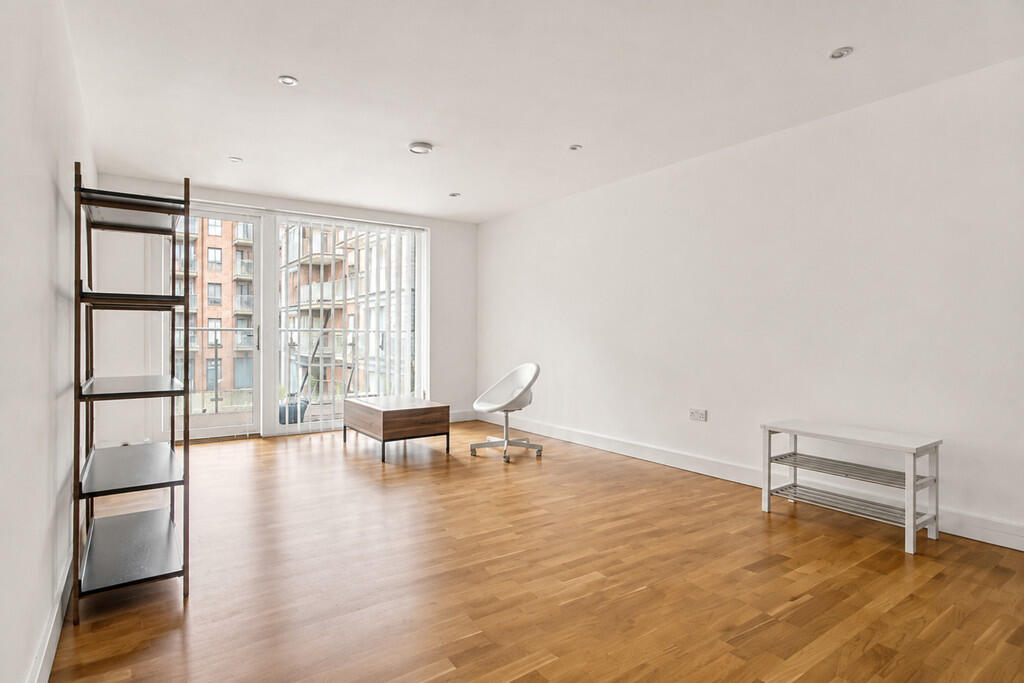 2 bed Apartment for rent in London. From Mile - Colindale