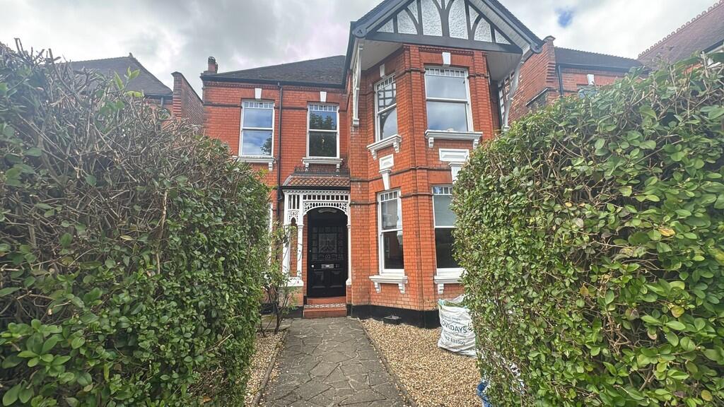 1 bed Apartment for rent in London. From Mile - Kensal Rise