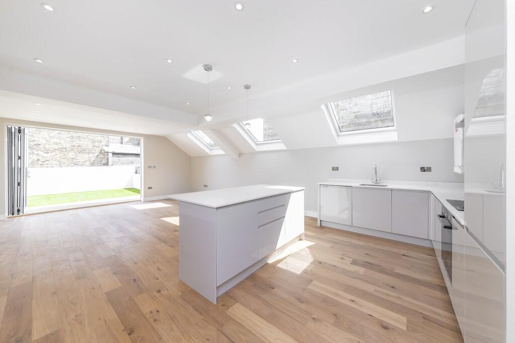 2 bed House (unspecified) for rent in Willesden. From Mile - Kensal Rise
