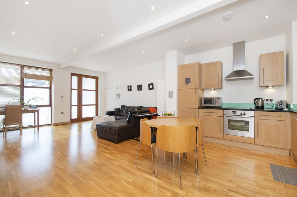2 bed Apartment for rent in Willesden. From Mile - Kensal Rise