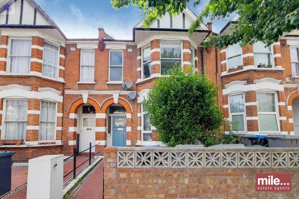 3 bed Apartment for rent in Willesden. From Mile - Kensal Rise