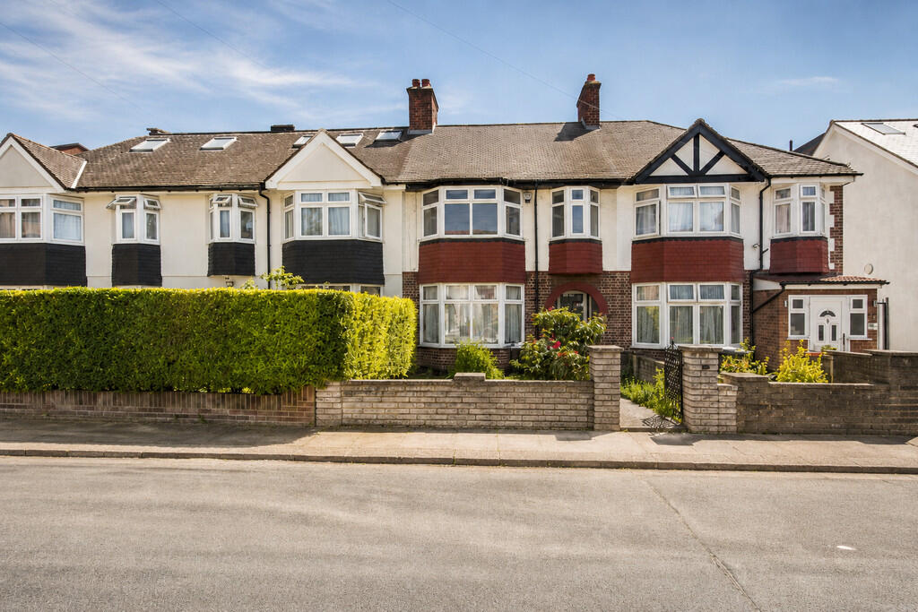 3 bed Mid Terraced House for rent in Acton. From Mile - Kensal Rise