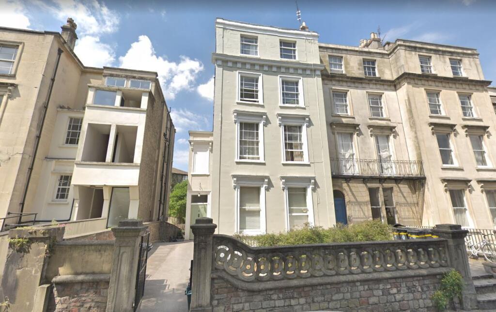 1 bed Apartment for rent in Leigh Woods. From Moorfields Estate Agents - Hanham