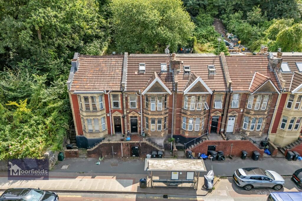 1 bed 1st Floor Flat for rent in Bristol. From Moorfields Estate Agents - Hanham 1 bed 1st Floor Flat for rent in Bristol. From Moorfields Estate Agents - Hanham