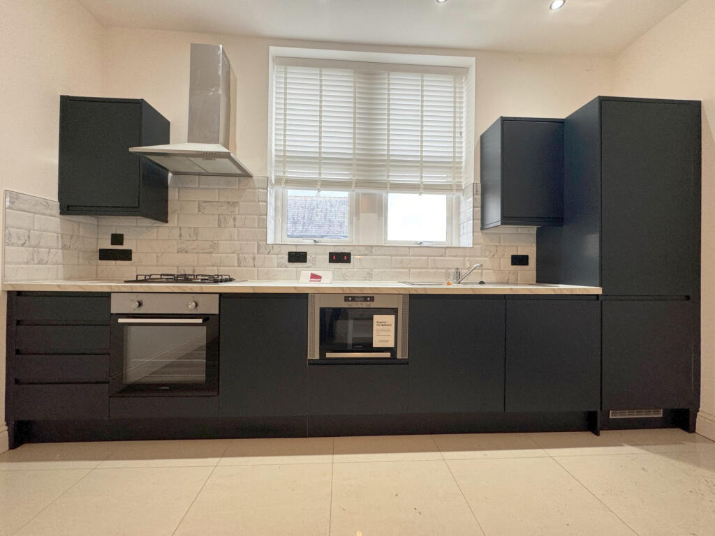 2 bed Apartment for rent in Leeds. From Moorland Property Services - Leeds