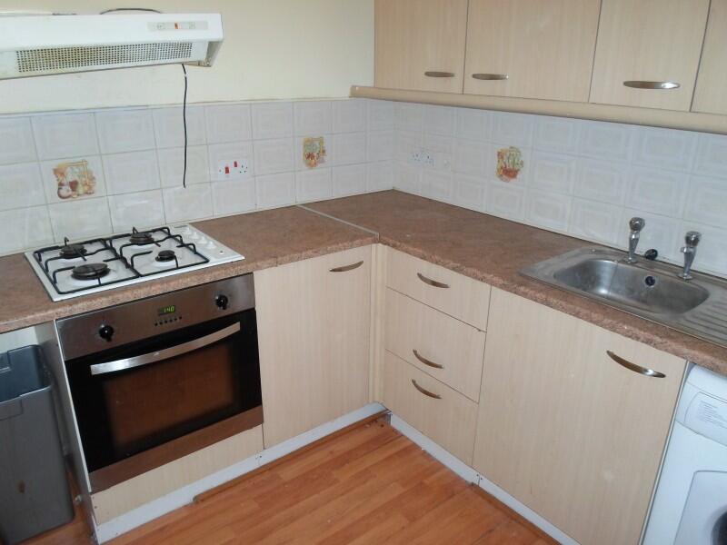 2 bed 1st Floor Flat for rent in Leeds. From Moorland Property Services - Leeds