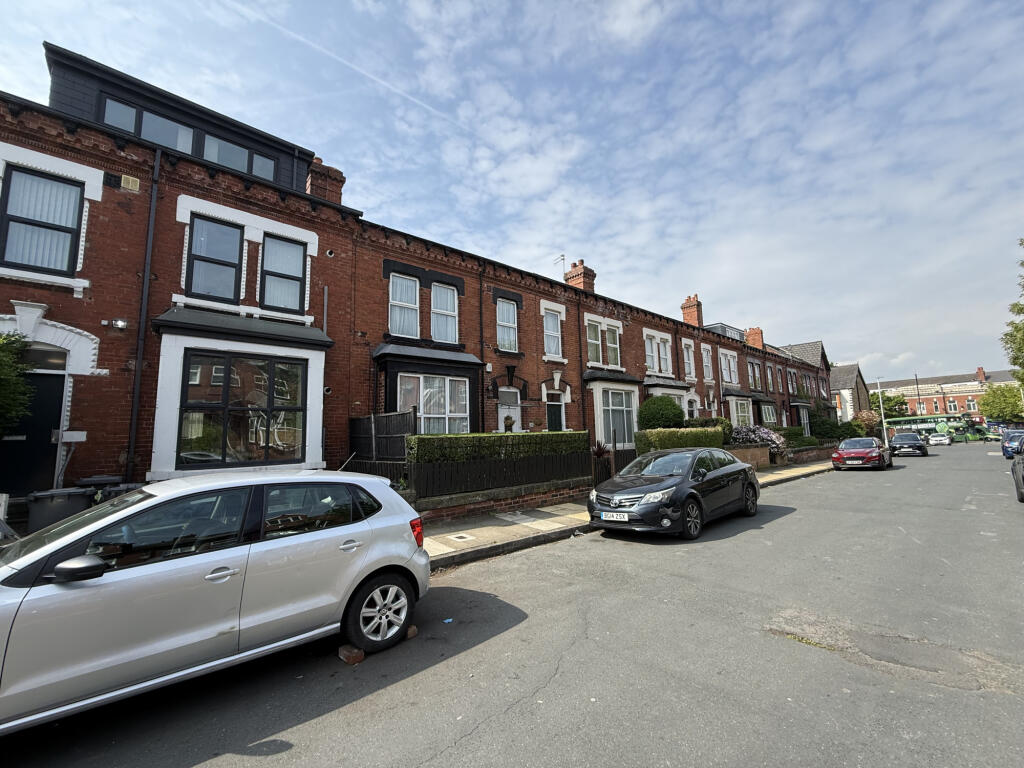 2 bed Apartment for rent in Leeds. From Moorland Property Services - Leeds 2 bed Apartment for rent in Leeds. From Moorland Property Services - Leeds
