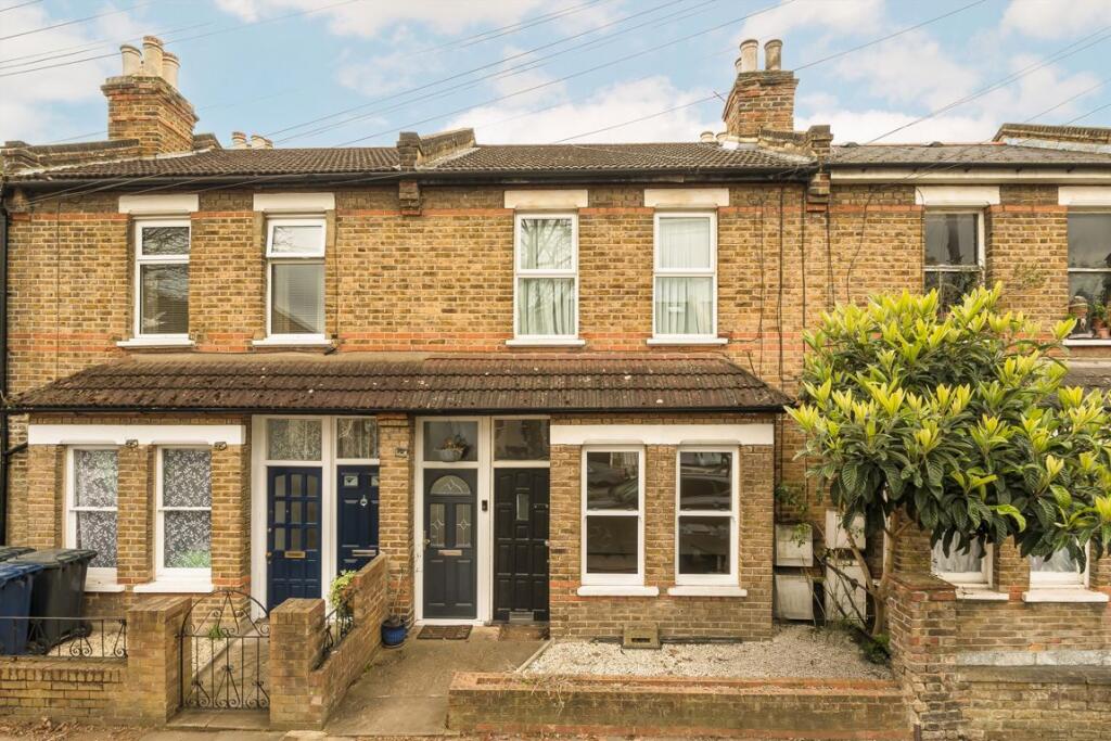 1 bed 1st Floor Flat for rent in Greenford. From Robertson Smith & Kempson - Northfields