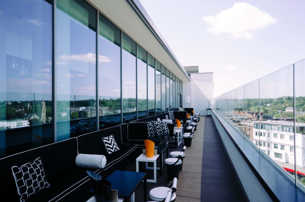 2 bed Apartment for rent in Bournemouth. From Move On - Poole