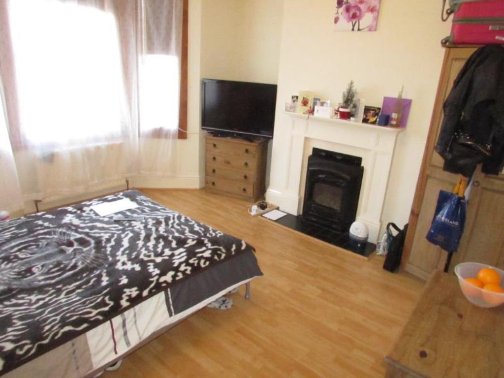 1 bed House Share for rent in Poole. From Move On - Poole 1 bed House Share for rent in Poole. From Move On - Poole