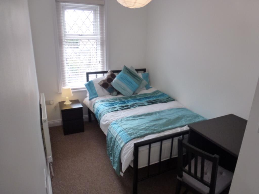 1 bed House Share for rent in Poole. From Move On - Poole