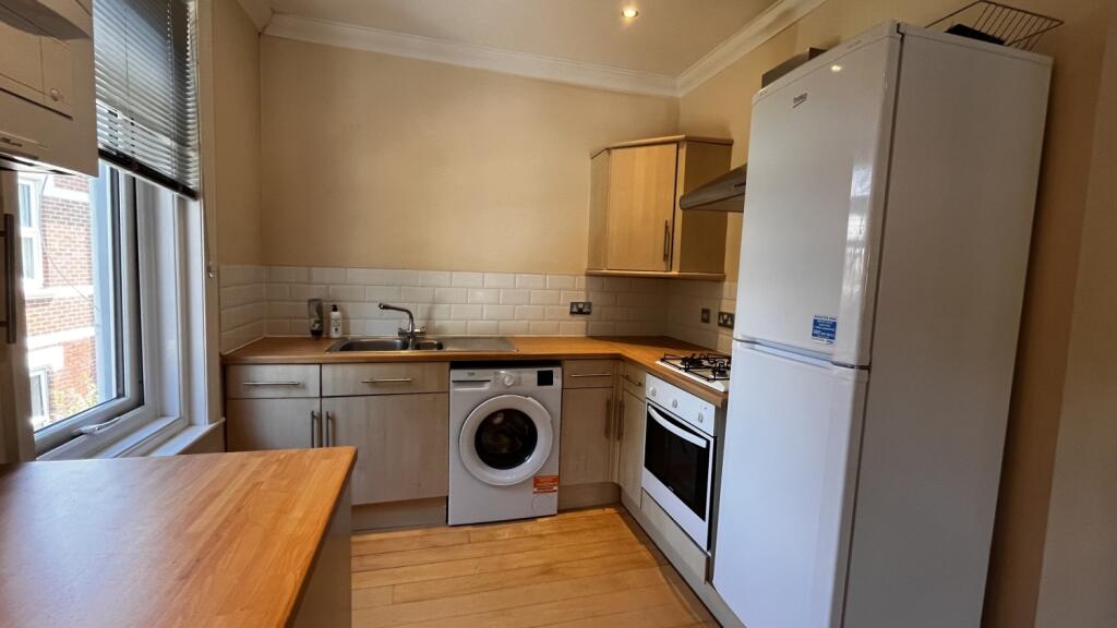 2 bed Mid Terraced House for rent in Bournemouth. From Move On - Poole
