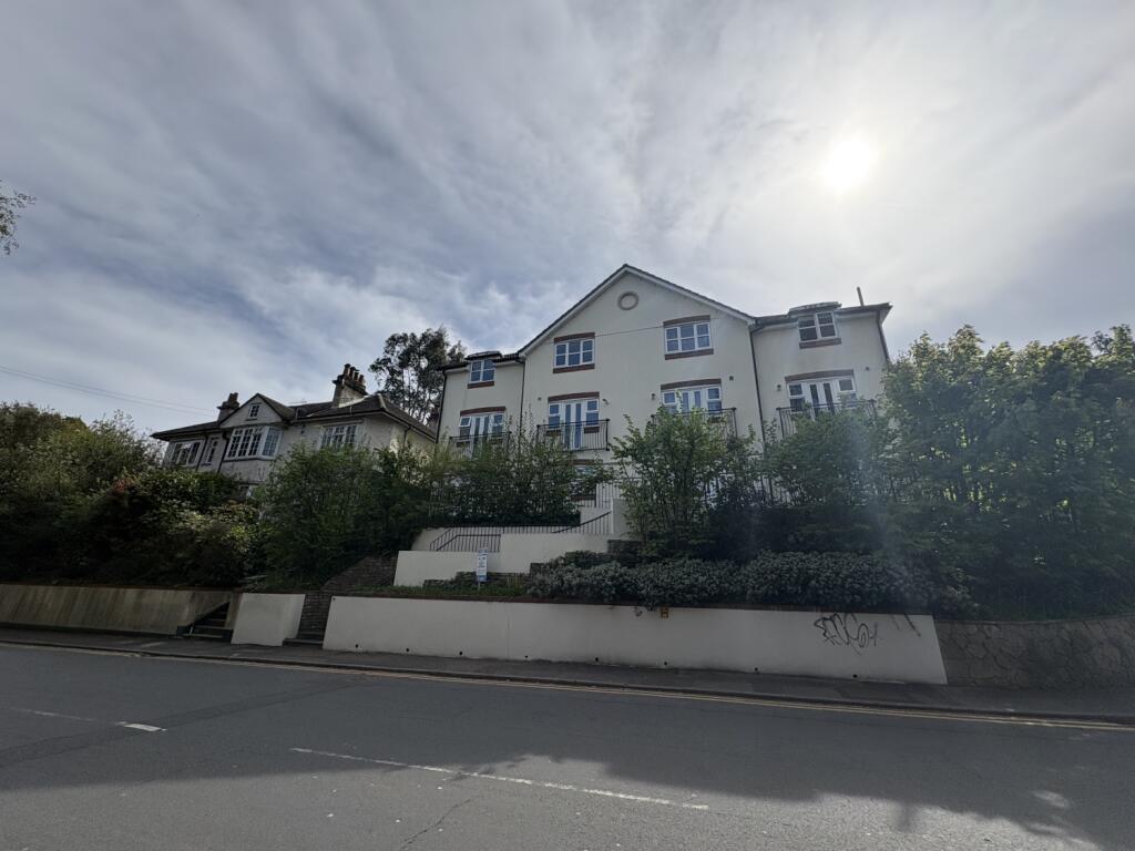 4 bed Detached for rent in Bournemouth. From Move On - Poole