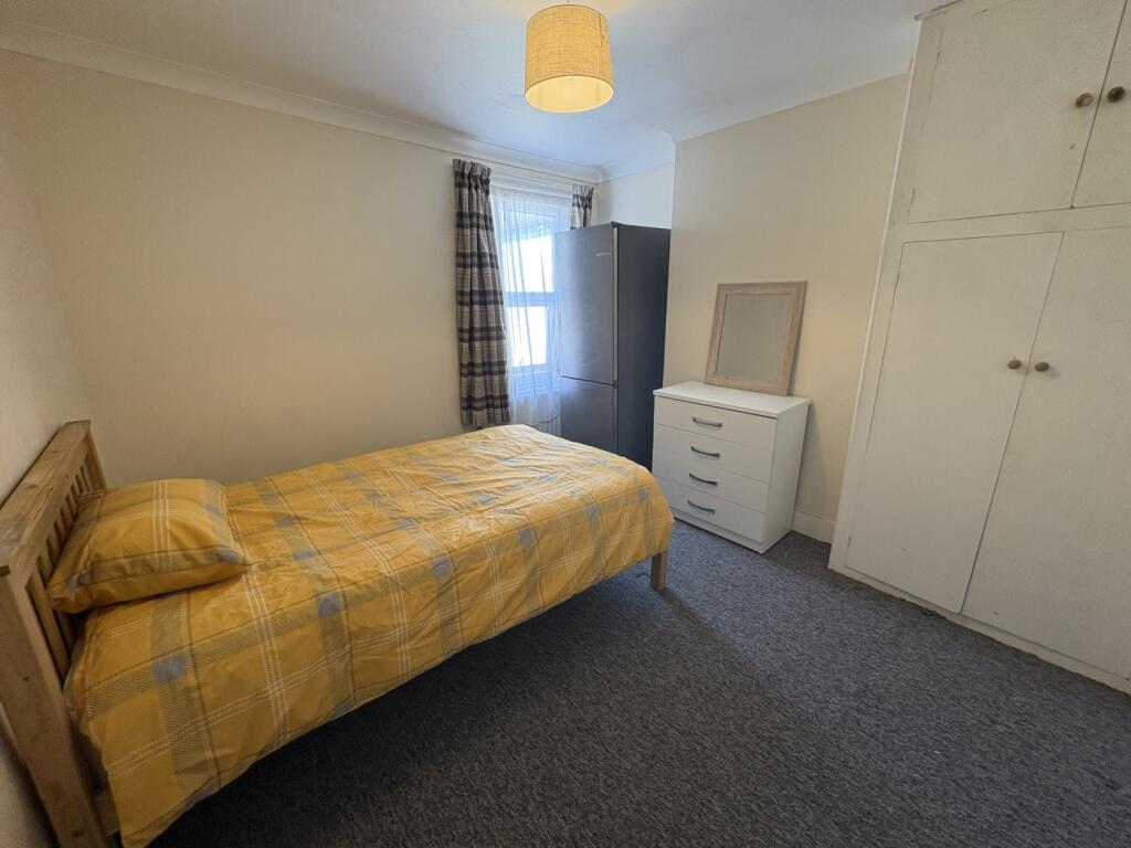 1 bed HMO for rent in Bournemouth. From Move On - Poole