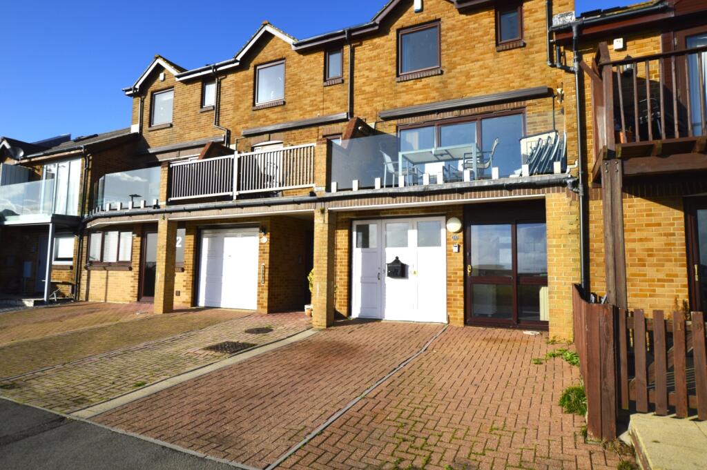 1 bed 1st Floor Flat for rent in Poole. From Move On - Poole