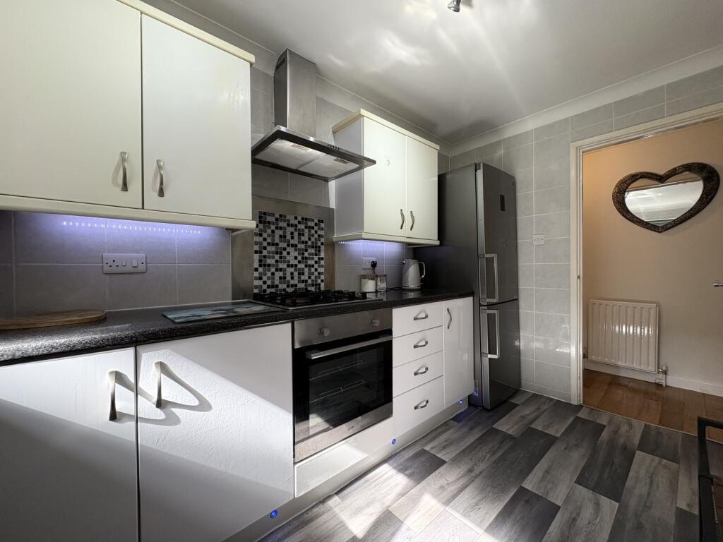 2 bed Apartment for rent in Bournemouth. From Move On - Poole