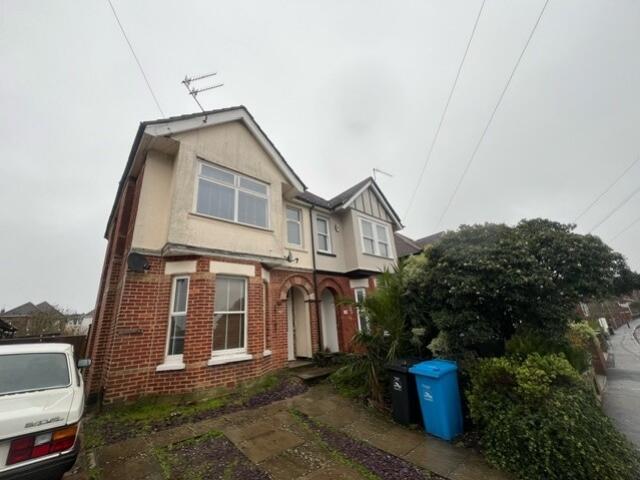 2 bed 1st Floor Flat for rent in Poole. From Move On - Poole