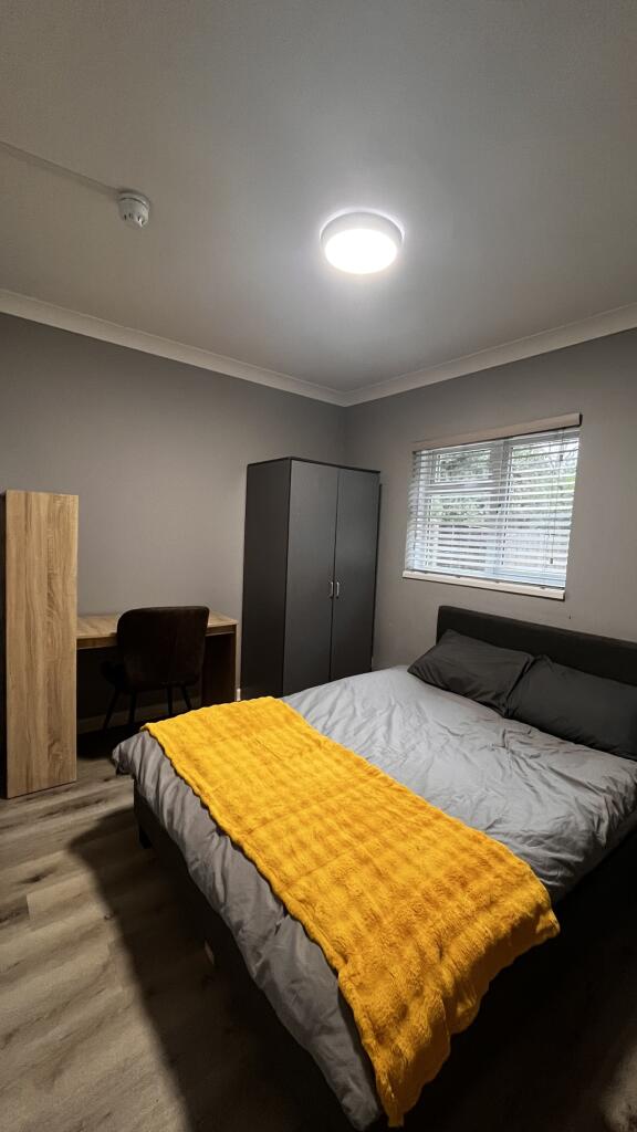 1 bed House Share for rent in Bournemouth. From Move On - Poole