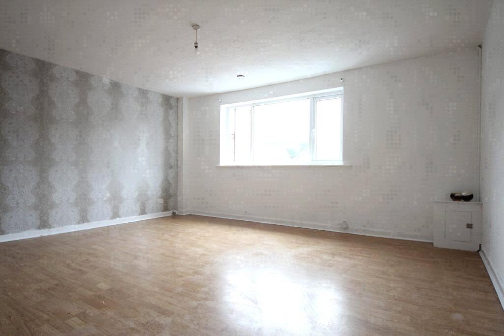 2 bed Apartment for rent in Hale. From Move Residential - Mossley Hill