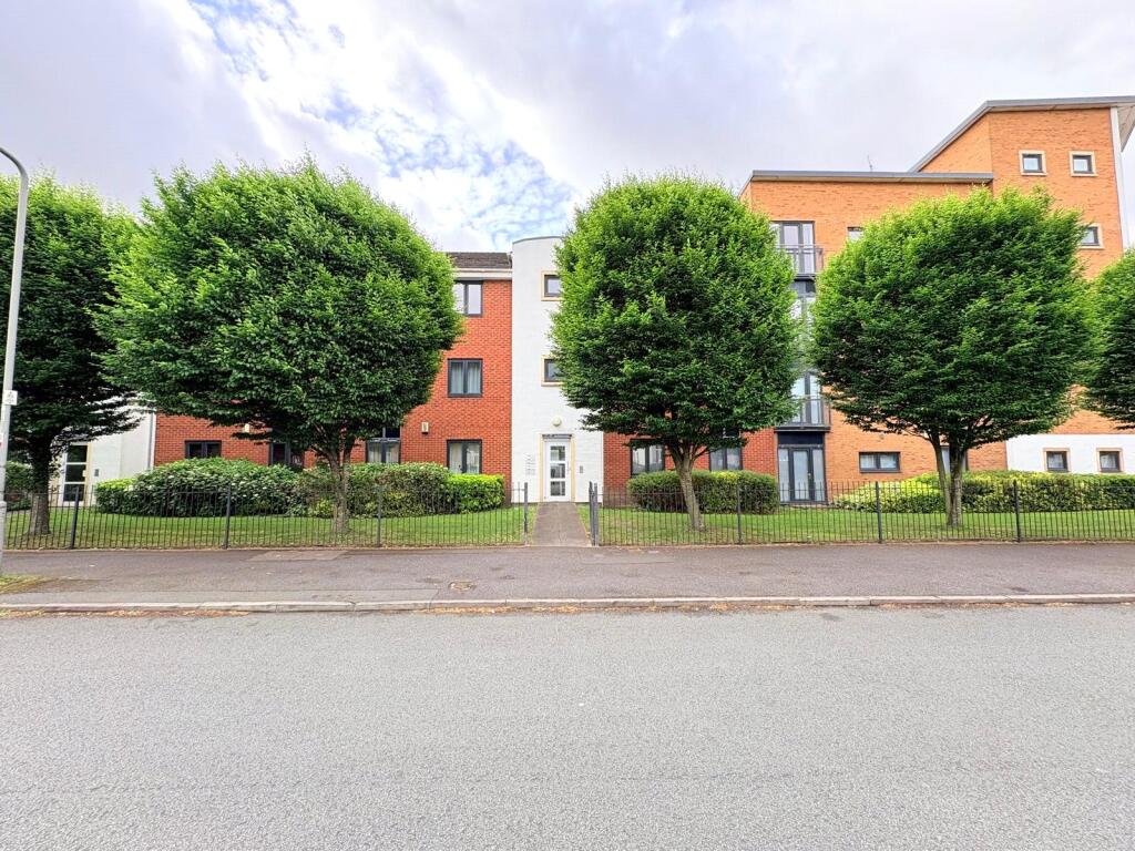 2 bed Apartment for rent in Hale. From Move Residential - Mossley Hill