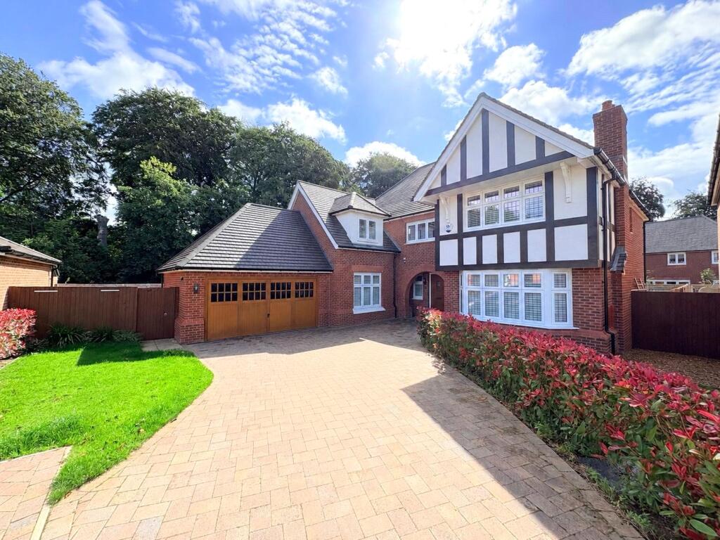 5 bed Detached for rent in . From Move Residential - Mossley Hill 5 bed Detached for rent in . From Move Residential - Mossley Hill
