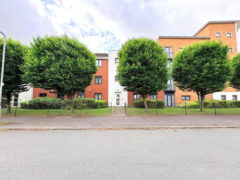 2 bed Apartment for rent in Hale. From Move Residential - Mossley Hill