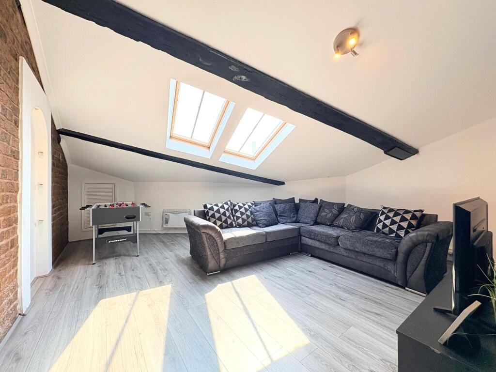 2 bed Apartment for rent in Liverpool. From Move Residential - Mossley Hill 2 bed Apartment for rent in Liverpool. From Move Residential - Mossley Hill