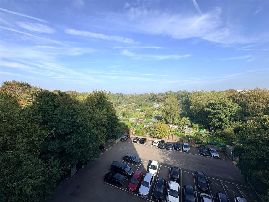 3 bed Apartment for rent in Liverpool. From Move Residential - Mossley Hill