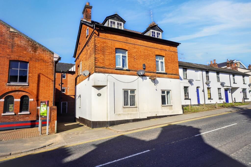 2 bed Apartment for rent in Stansted Mountfitchet. From Murdochs Property Shop - Stansted