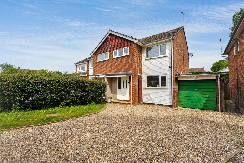 3 bed Semi Detached for rent in Stansted Mountfitchet. From Murdochs Property Shop - Stansted