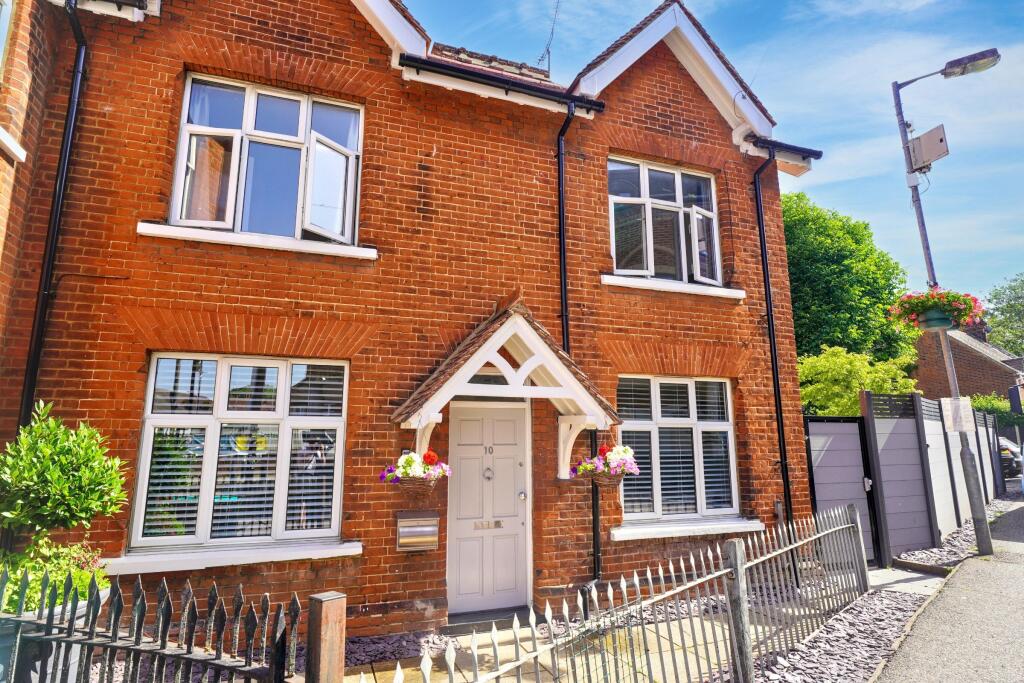 2 bed Cottage for rent in Stansted Mountfitchet. From Murdochs Property Shop - Stansted
