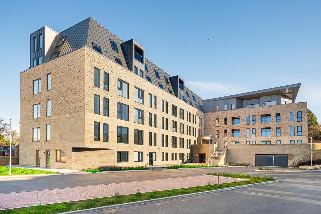 1 bed 1st Floor Flat for rent in . From Nicholls Tyreman - Harrogate