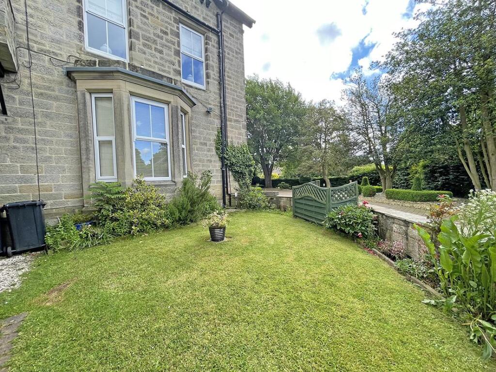 2 bed Penthouse for rent in Nidd. From Nicholls Tyreman - Harrogate 2 bed Penthouse for rent in Nidd. From Nicholls Tyreman - Harrogate