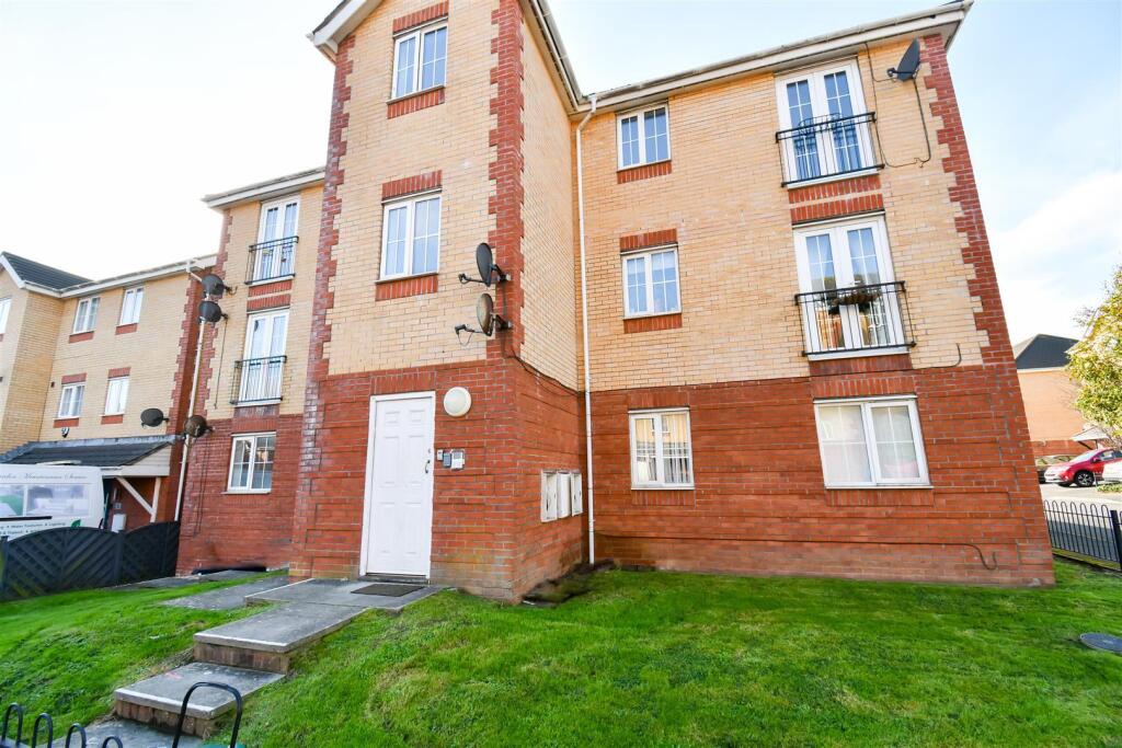 2 bed Apartment for rent in Barry. From Nina Estate Agents - Barry